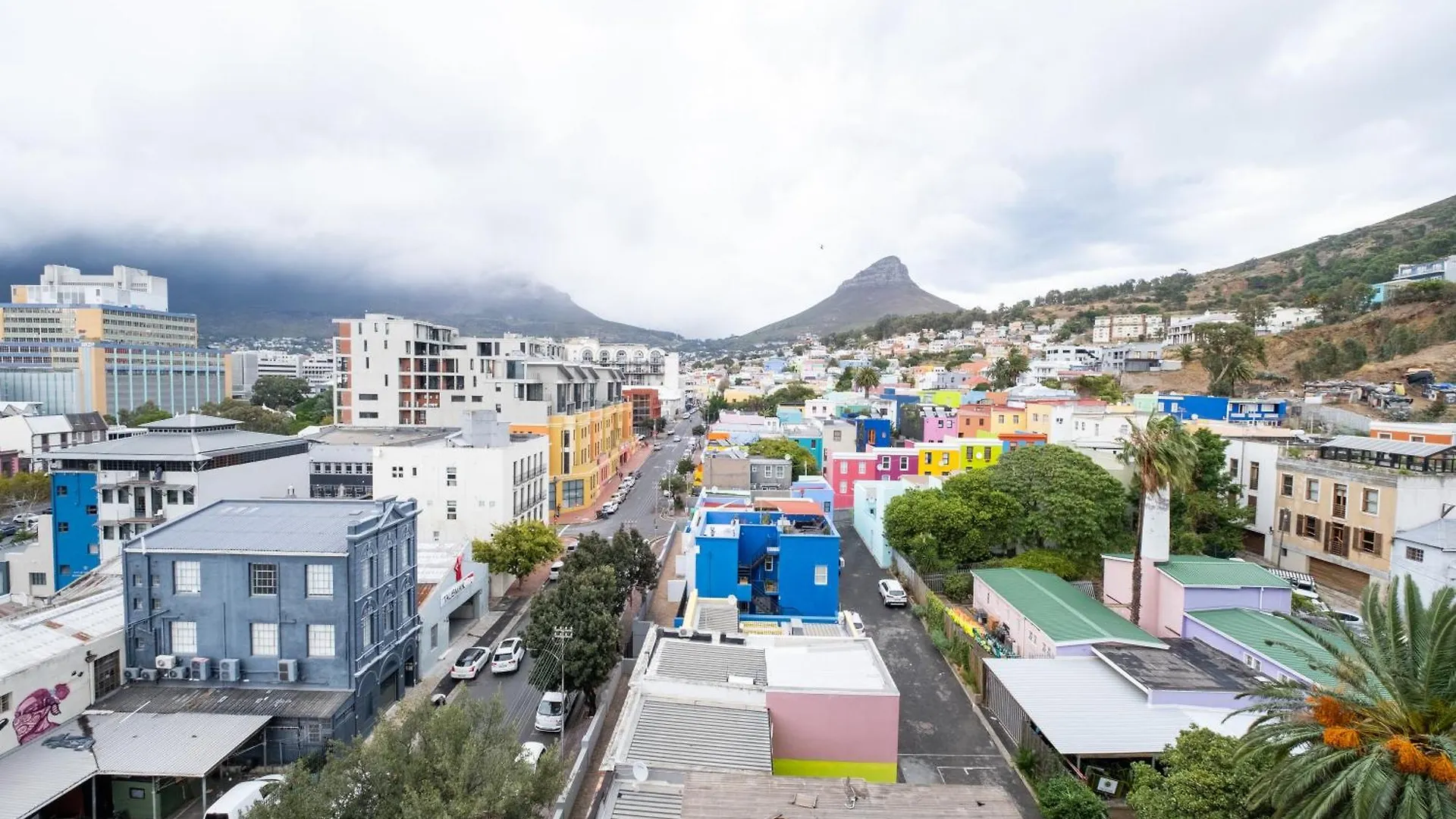 The Rose 701: Top Floor City Aprt With Balcony Le Cap